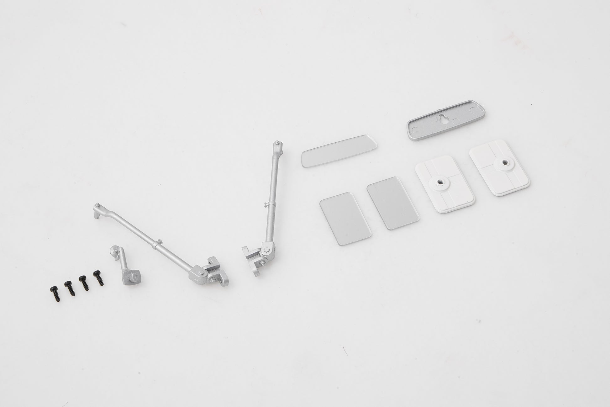 1:10 Toyota FJ40 mirror set with reflective plates and mounting screws